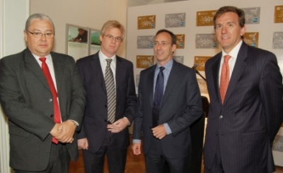 Alianza entre Pluna, American Express&reg;  y Banco Comercial