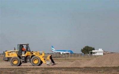 En algunos sectores del aeropuerto mendocino ya comenzaron las reparaciones.