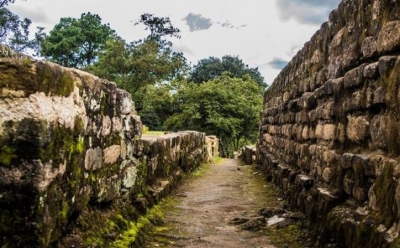 Iximch&eacute; fue fundada por los kaqchikeles en 1470 y hasta su abandono en 1524 fue la capital del reino Kaqchikel, en el per&iacute;odo poscl&aacute;sico tard&iacute;o.