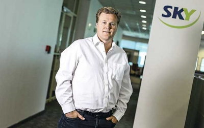 SKY sube el tono por tarifas de aeropuerto de Santiago