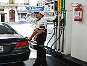 Mal comienzo de la Semana Santa en Uruguay. Medidas en aeropuerto y no habr&aacute; combustible