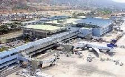 Venezuela construir&aacute; aeropuerto internacional en honor a Ch&aacute;vez