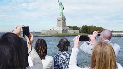 Tras 11 d&iacute;as de cierre, reabren los sitios tur&iacute;sticos en EE.UU.