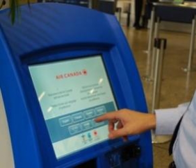 Aeropuertos incorporan tecnolog&iacute;a para mejorar servicio al viajero