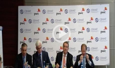 Las reservas hoteleras de turistas espa&ntilde;oles para este verano caen un 30%