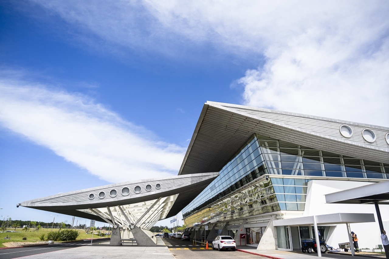 Aeropuerto de Punta del Este y GOL refuerzan la conectividad hacia el verano de 2027