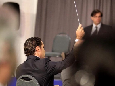 Cosmo compr&oacute; aviones para usarlos en ch&aacute;rter en Europa