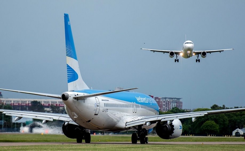 Argentina: la actividad a&eacute;rea regular de cabotaje podr&iacute;a retornar en julio