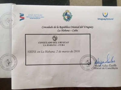 @Flor_uy pas&oacute; por el Consulado de Uruguay en La Habana