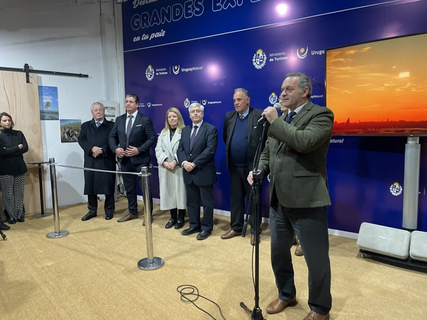 Inauguran el stand del Ministerio de Turismo en la 117&ordf; Expo Prado