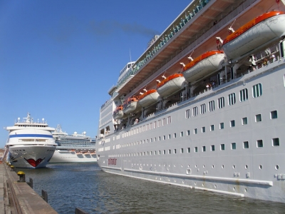 Cruceros: horizonte con nubarrones