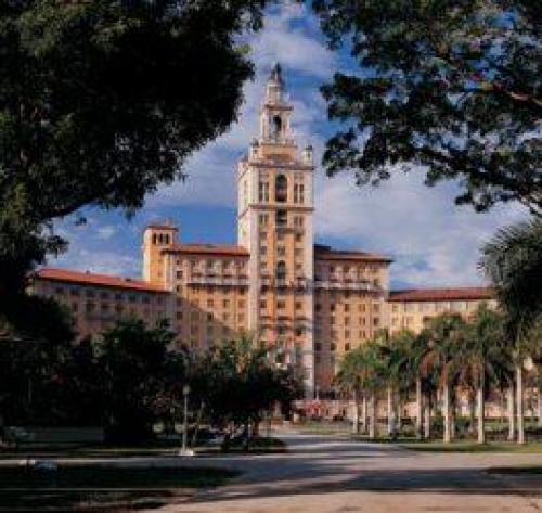 Estados Unidos: grupos locales dominan industria hotelera