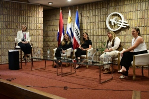 En el marco del mes de la Mujer, "Primera Jornada Aeron&aacute;utica: Desaf&iacute;os en la aviaci&oacute;n"