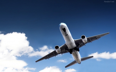 Advertencias  y propuestas sobre transporte a&eacute;reo y turismo al nuevo gobierno