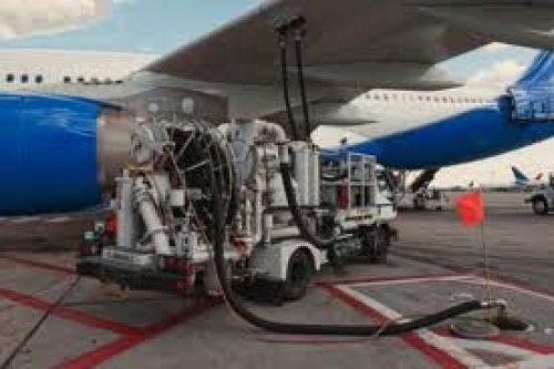 Obligar&aacute;n a petroleras a bajar precio del combustible a Aerol&iacute;neas Argentinas