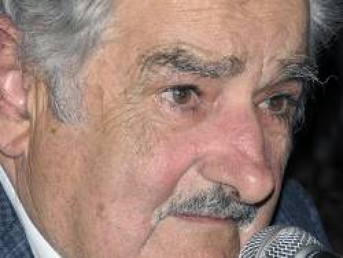 Propuesta de extrabajadores "no resiste" como empresa