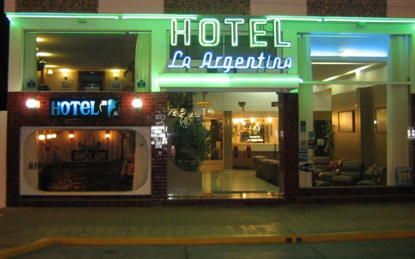 Argentina: dos visiones sobre ocupaci&oacute;n de hoteles*