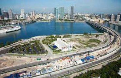 Cien millones de turistas visitar&iacute;an a Florida en 2015  