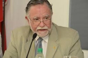 El ministro Bayardi aprendi&oacute; la lecci&oacute;n de Pluna