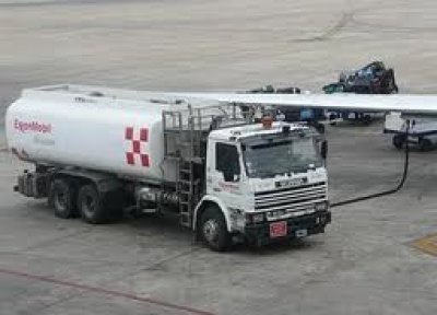 El precio del combustible da un respiro a las compa&ntilde;&iacute;as a&eacute;reas en enero