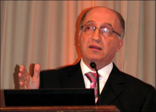 Nardone: "A Montevideo hay que darle un gran golpe de vela"