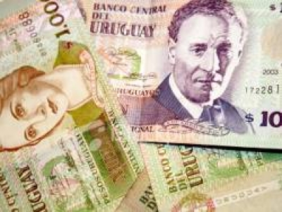 Argentina: aflojan el cepo para la compra de pesos uruguayos