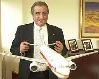 Hidalgo tiene raz&oacute;n con Iberia y Barajas