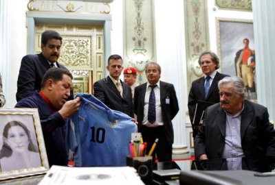 El f&uacute;tbol, Punta del Este y...&iquest;Mujica?