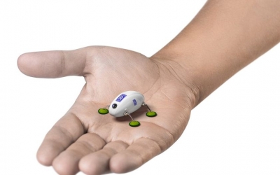 Robots "cucaracha", el nuevo concepto de Rolls Royce para reparar motores de aviones