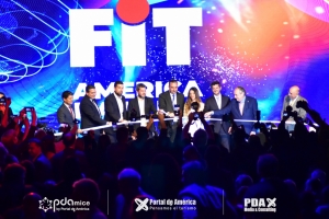 Primera jornada de la FIT con mucho público, y una ceremonia inaugural impactante con la grieta en su mejor versión  #PDAenFIT2022