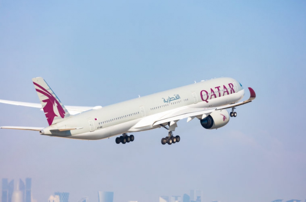 Qatar Airways y Airbus acuerdan por la pintura de los A350