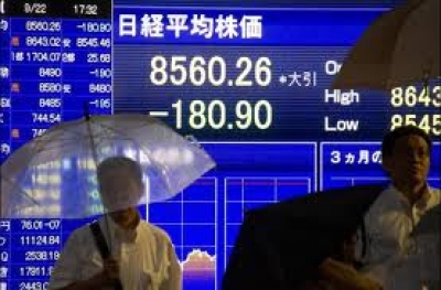 El hurac&aacute;n zarandea al turismo