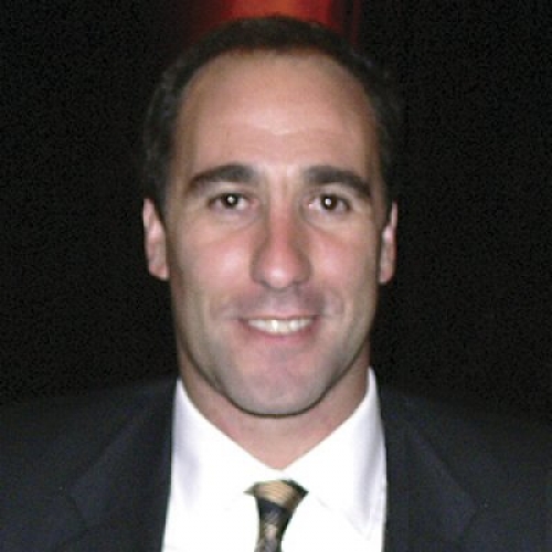 Gustavo Di Cio:  "Los aviones tienen que volar, no estar en tierra"