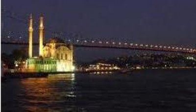 Estambul reemplaza a París como principal destino turístico