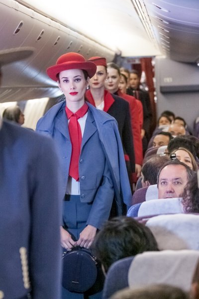 LAN celebra sus 85 a&ntilde;os de operaciones con un desfile a bordo