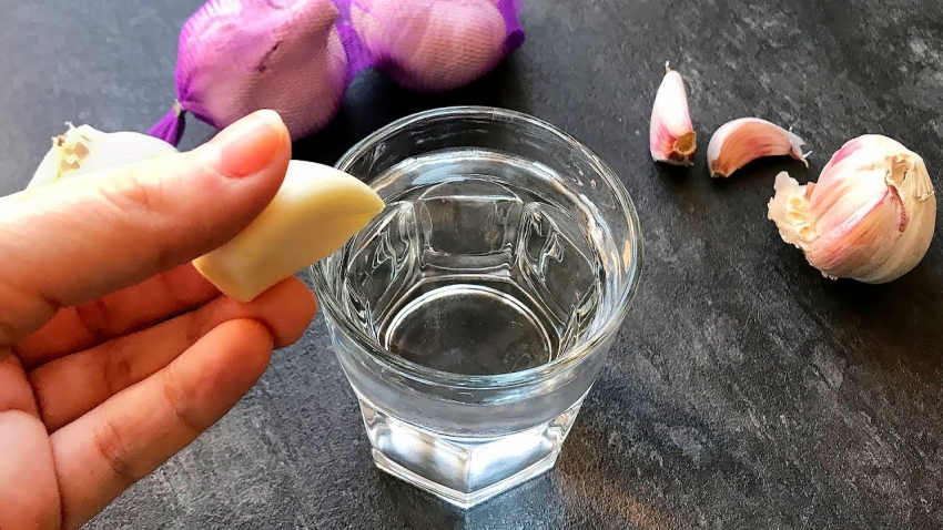 Ajo y agua