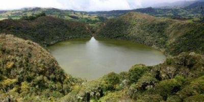 La laguna de Guatavita es lugar clave al momento de comprender la célebre Leyenda de El Dorado.