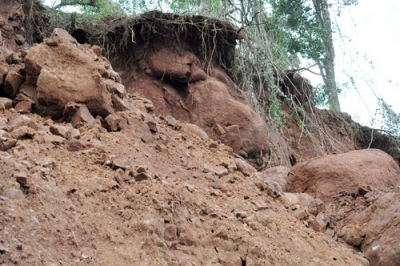 Estudian hundimiento de tierra en Colonia Aurora, Misiones