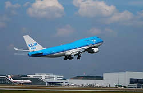  El 747-406M de KLM que parti&oacute; de Schipol, aeropuerto de Amsterdam el 15 de diciembre de 1989 con destino en Narita, Jap&oacute;n, previa escala en Anchorage.   Viajaban 231 pasajeros y 14 tripulantes. Gracias a la pericia de la tripulaci&oacute;n, no hubo que lamentar una sola v&iacute;ctima.