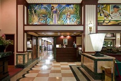 Imagen futurista de un hotel neoyorquino