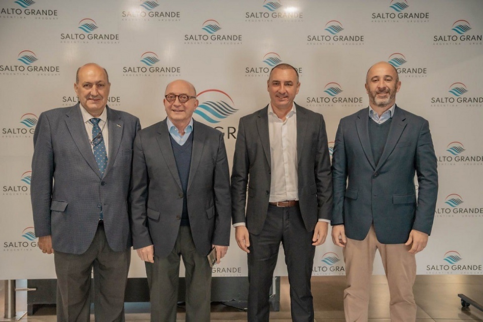 Rogelio Mart&iacute;nez, Arnaldo Nardone, Carlos Albisu, Eduardo Sanguinetti.