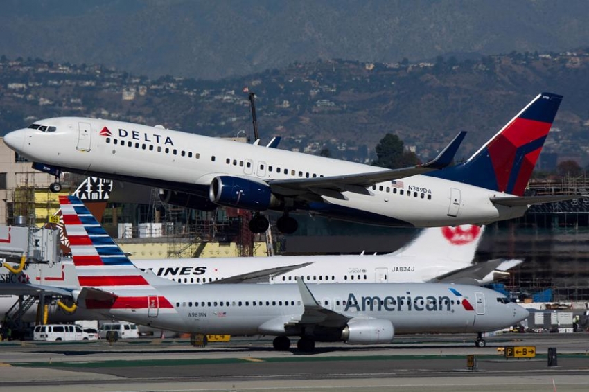 Aerol&iacute;neas de EE.UU. reducen capacidad