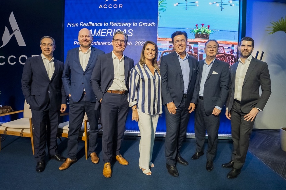 Mauro Rial, Abel Castro, Thomas Dubaere, Antonietta Varlese, Fernando Viriato, Olivier Hick y Andr&eacute; Sena, ejecutivos de Accor Am&eacute;ricas - Premium, Midscale &amp; Economy Brands.