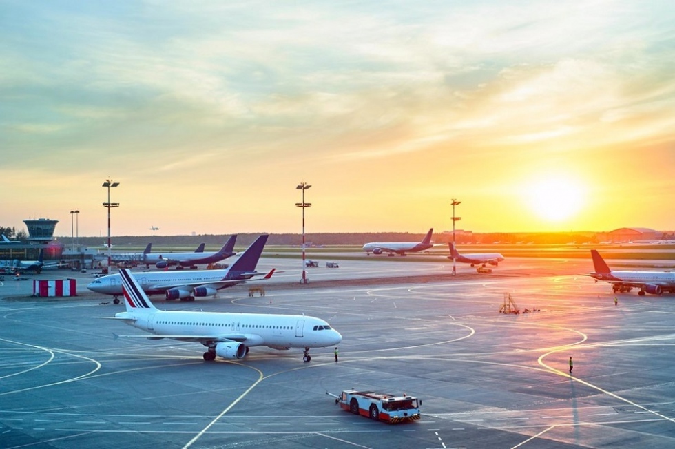 Combustibles sostenibles ahorrarían un 53% de las emisiones de CO2 de los aviones