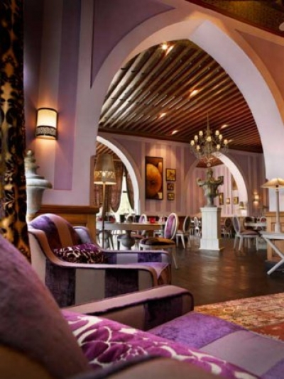 Rel&aacute;jate en Marrakech entre un mar de palmeras