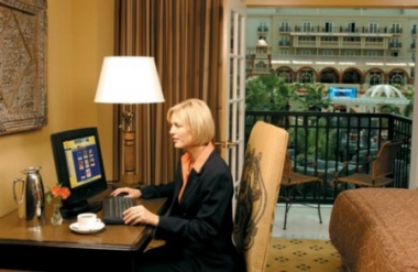 Los hoteles cobran lo que deber&iacute;a ser gratis 