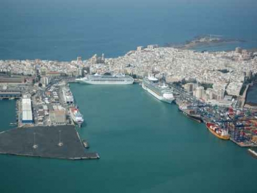 El Puerto de C&aacute;diz se promociona en la mayor feria de cruceros del mundo