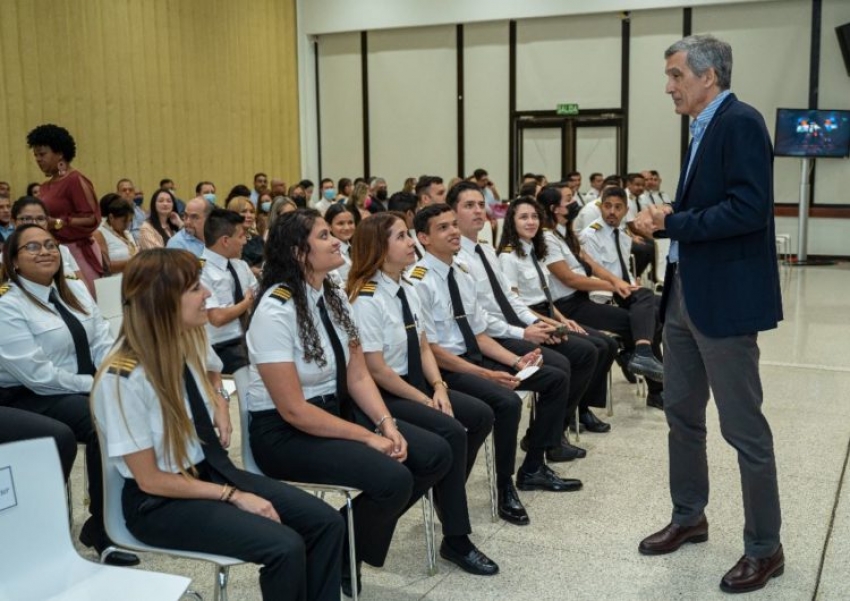 Academia de Copa Airlines grad&uacute;a a 40 paname&ntilde;os como Pilotos Comerciales