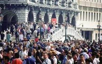 ¿Cuántos turistas más caben en Venecia?