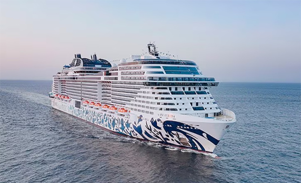 Miles de cruceristas, en los barcos y en puerto, est&aacute;n atrapados en zonas de guerra